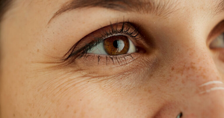 shutterstock_2471690395